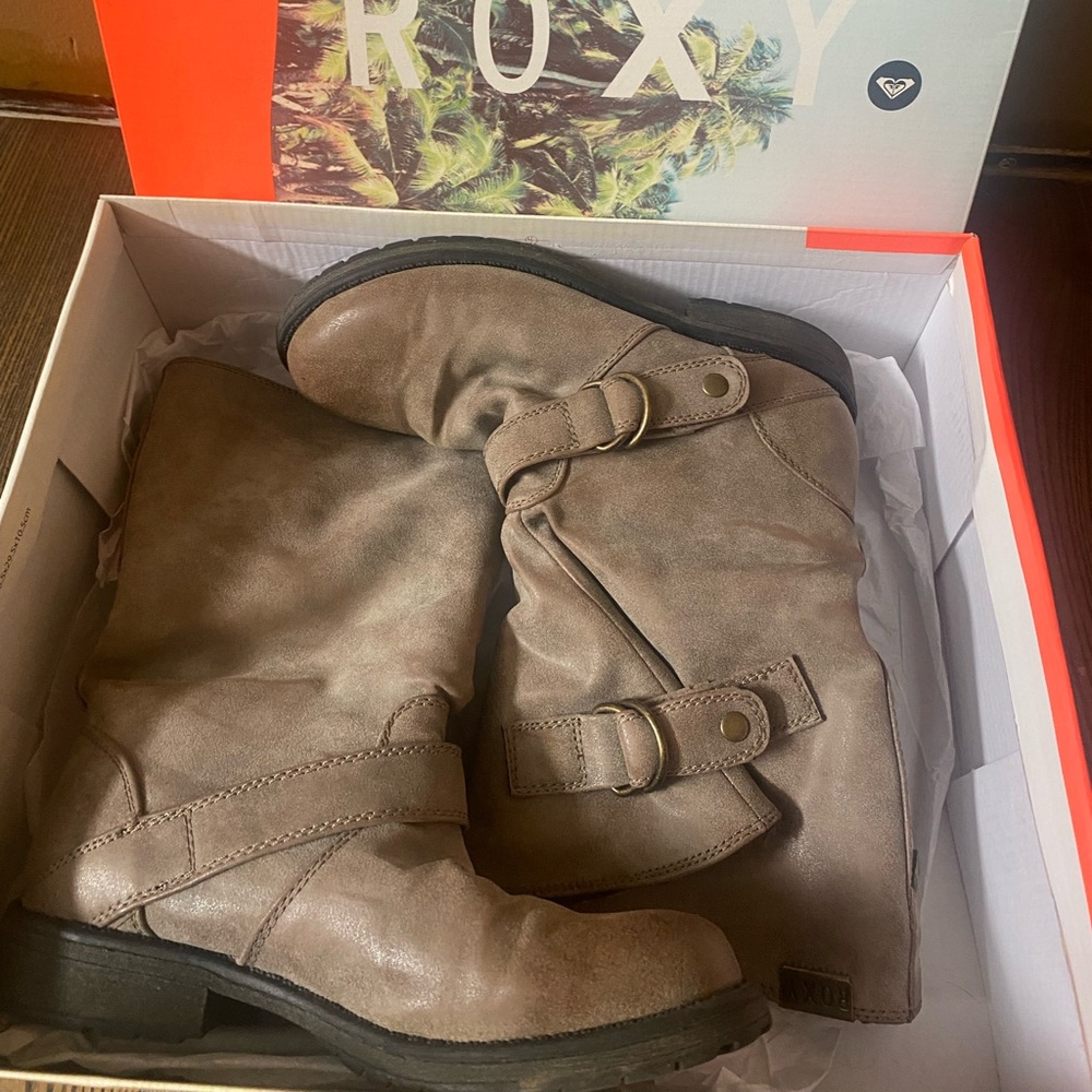 Roxy women’s boots